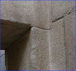 Curved lintel joint in Khafre's Valley Temple.