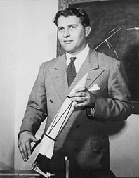 von Braun with model of V-2